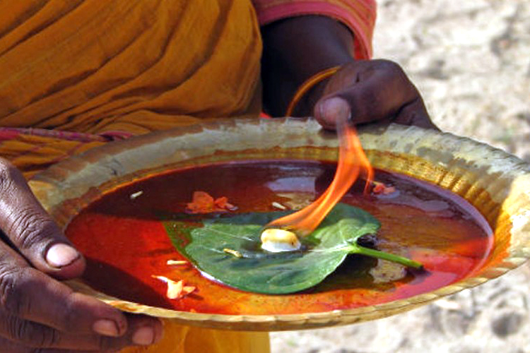 கற்பூர ஆரத்தியின் தார்ப்பரியம்!